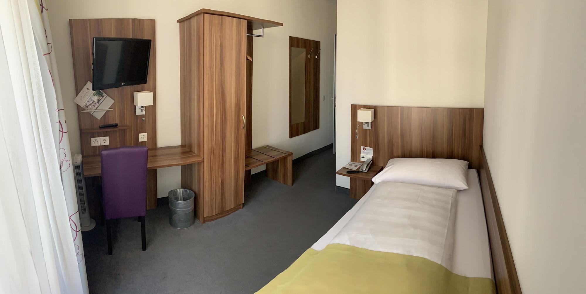 Hotel Resslirytti Базель Экстерьер фото